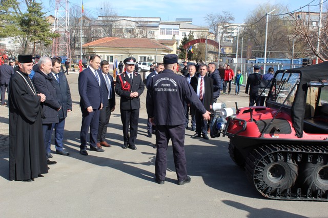 Ziua Protectiei Civile-avansari-in-grad3