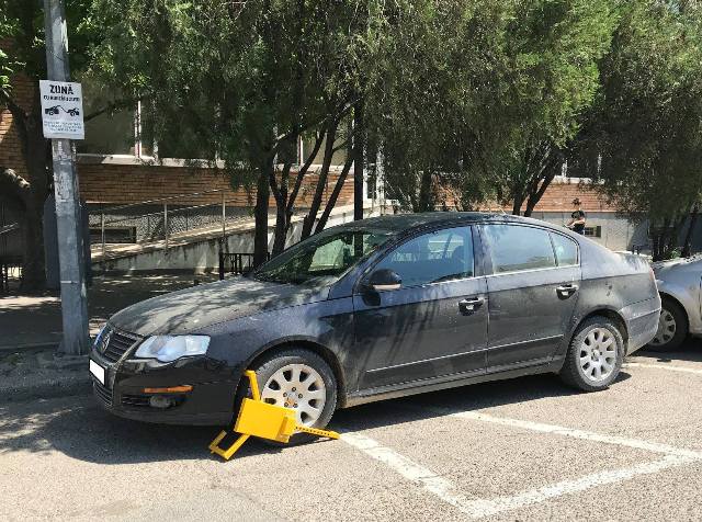 caracatita-parking3