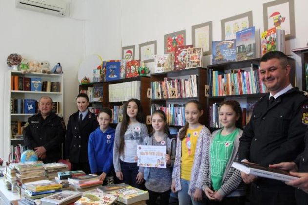 pompieri-carti-biblioteca-odobesti5